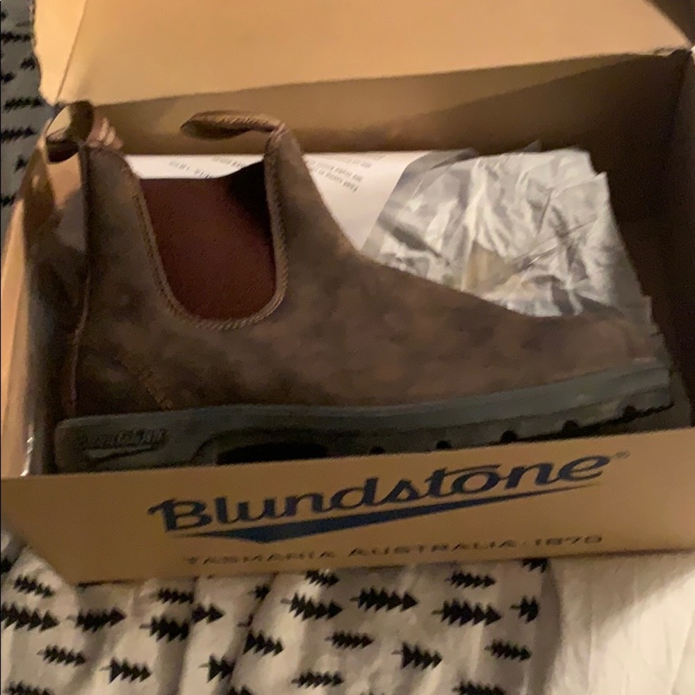 Rustic Brown Blundstone Size 10W size 8M size 7UK